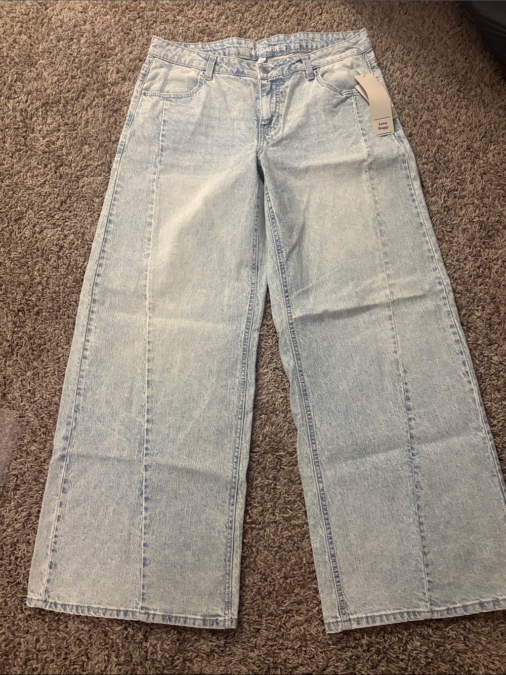 No Boundaries Light Wash Extra Baggy Wide-Leg Jeans